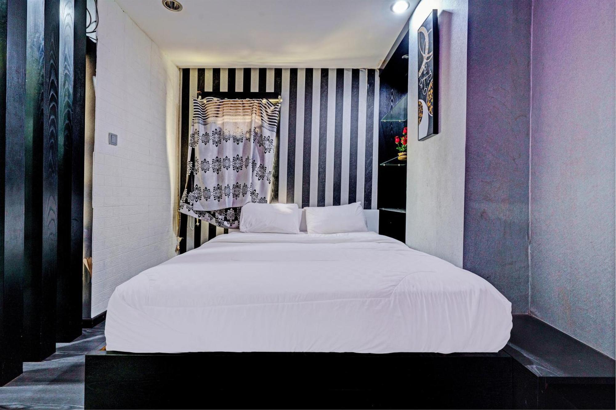Oyo Life 93120 Apartement Gateway Cicadas By Sarana Cipta Mahakarya Bandung Exterior photo